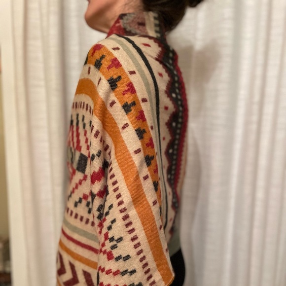 Vintage Native American design Tassel Shawl Scarf Wrap - Picture 6 of 8